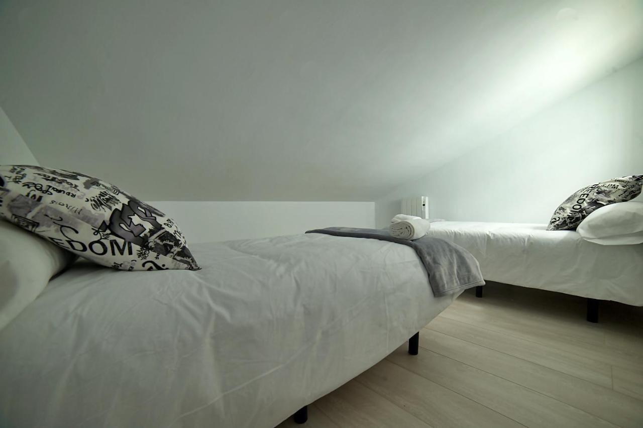 Apartamentos Barrio Humedo Catedral 2 León Zewnętrze zdjęcie