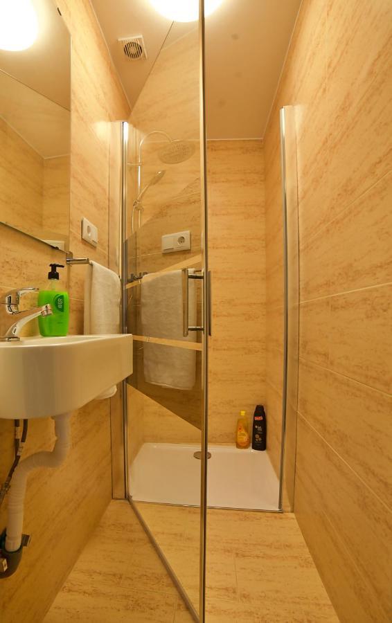 Apartamentos Barrio Humedo Catedral 2 León Zewnętrze zdjęcie