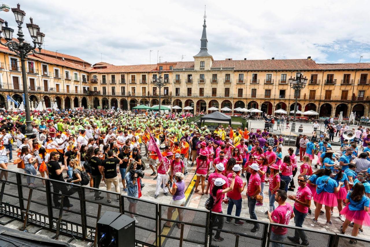 Apartamentos Barrio Humedo Catedral 2 León Zewnętrze zdjęcie